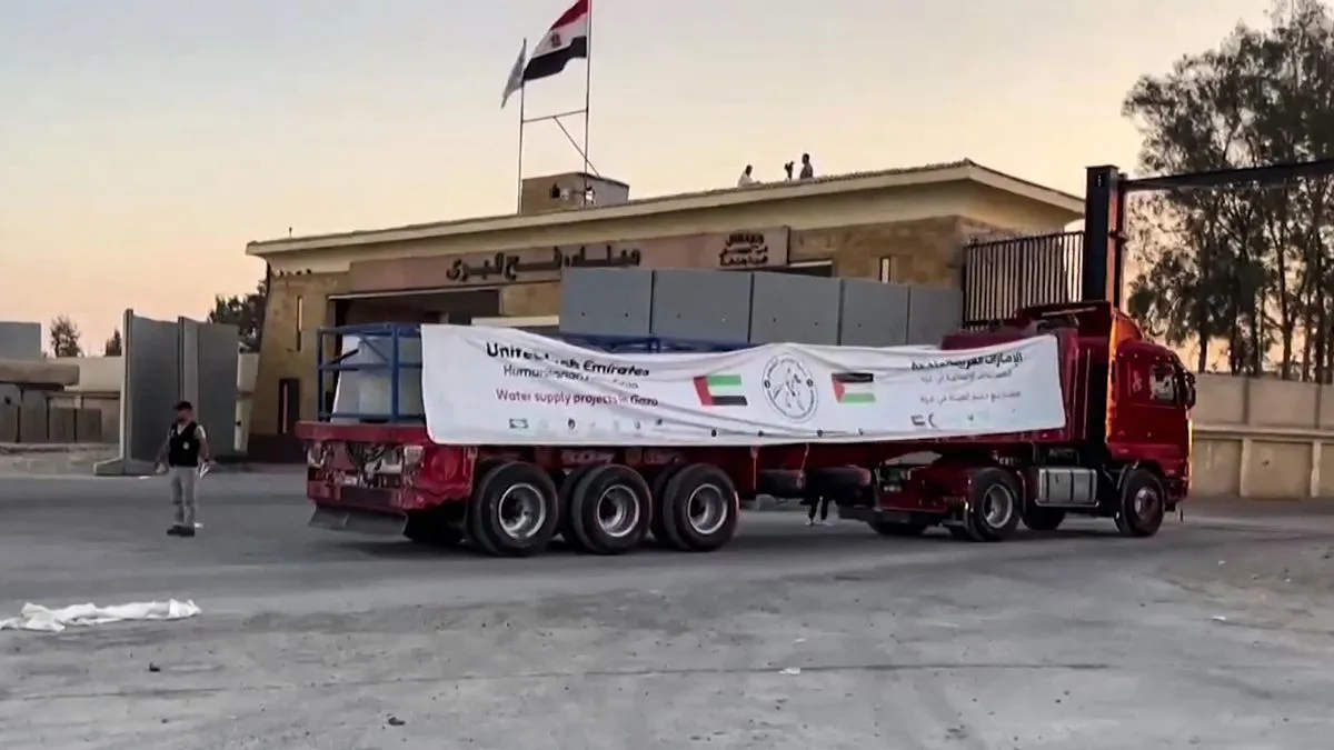  Iako je Izrael ranije tokom rata al-Mawasi označio kao "humanitarnu zonu", vojska je više puta napadala to područje pri čemu je ubijeno mnogo ljudi.
