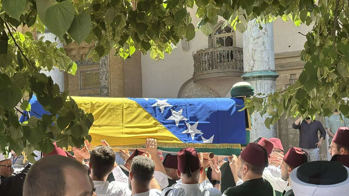 U Stocu dženaza namaz će se klanjati također danas u haremu Careve džamije u 18:00 sati, a ukop će se obaviti u Tekiji 'Stolac'.
