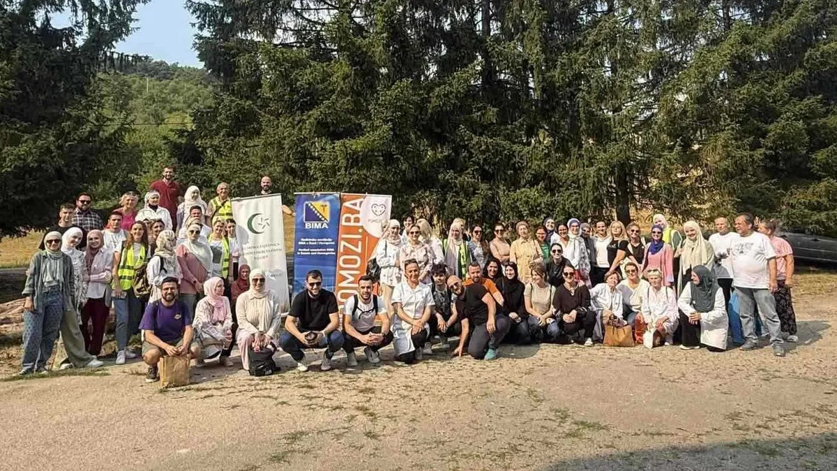 Heroji u bijelom: Stotine pregleda i stotine pruženih usluga kod Srebrenice
