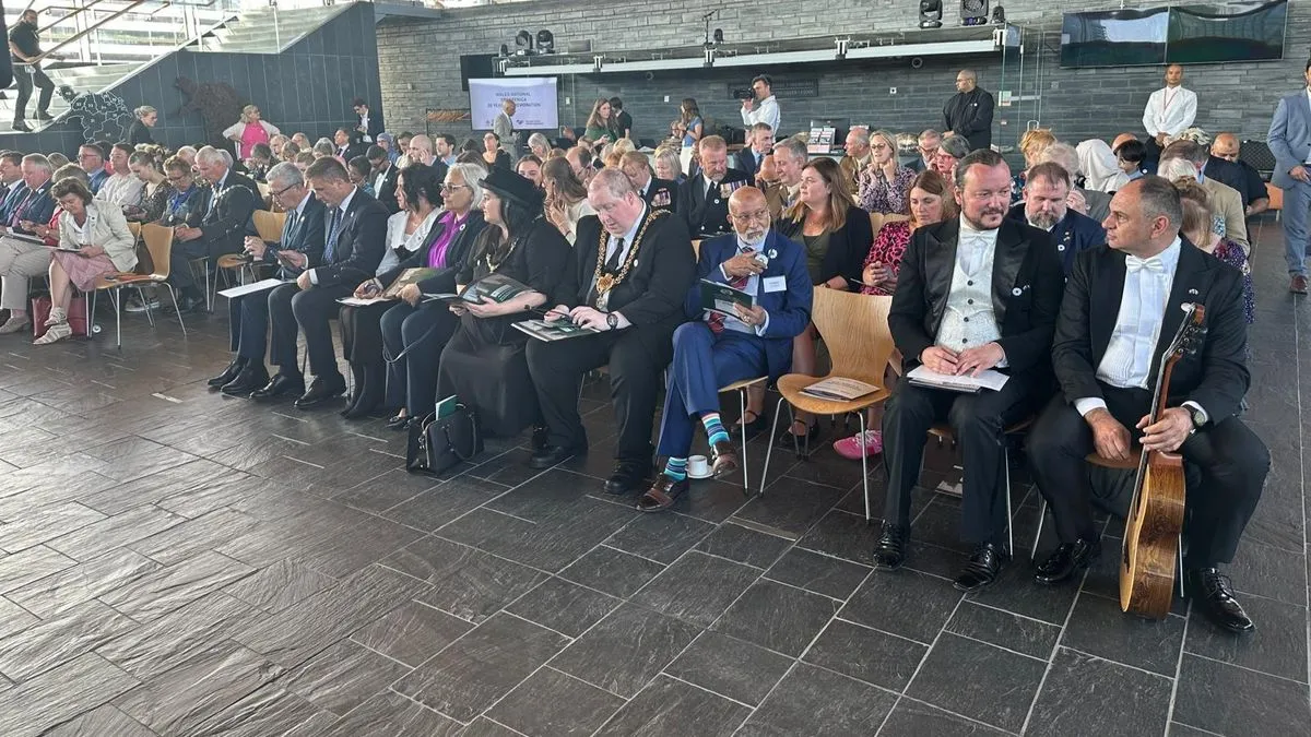 Ova komemoracija u srcu glavnog grada Walesa bila je jedna od mnogobrojnih manifestacija širom Ujedinjenog Kraljevstva koje obilježavaju 30. godišnjicu genocida u Srebrenici