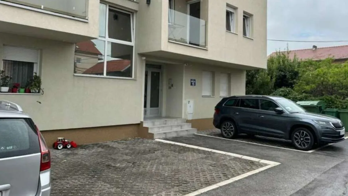 M. P. ranjen je sinoć oko 23.30 na Ledinama na Novom Beogradu kada je na njega pucao nepoznati napadač, dok je izlazio iz auta. 