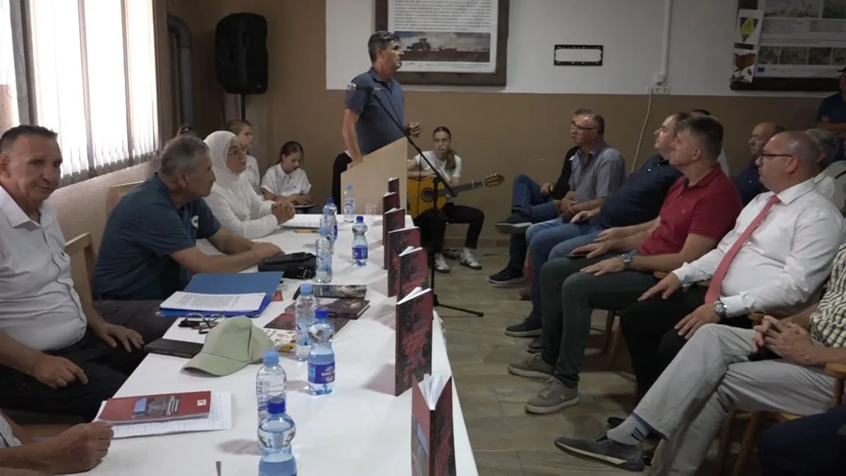 Ministar Sirovica na obilježavanju Dana šehida: Nijaz Mačak promovirao knjigu