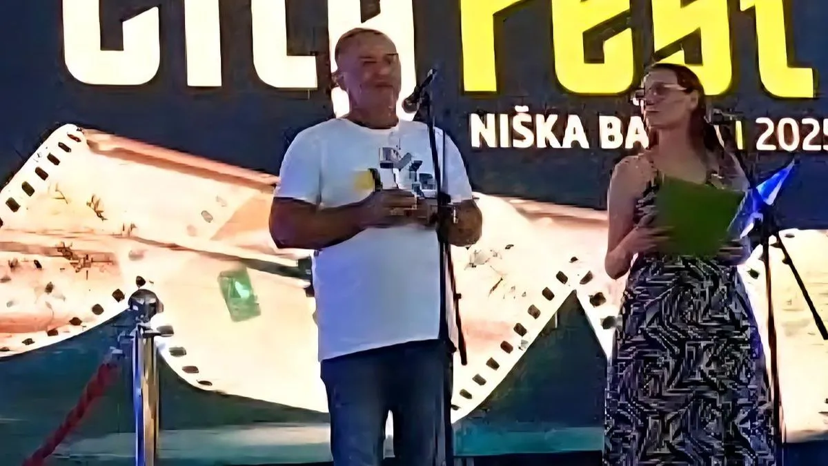 Nakon prošlogodišnjih nagrada i priznanja na Zlatiboru, Budvi i Milanu i ove godine 'Olimpijada u Sarajevu“ osvaja srca publike