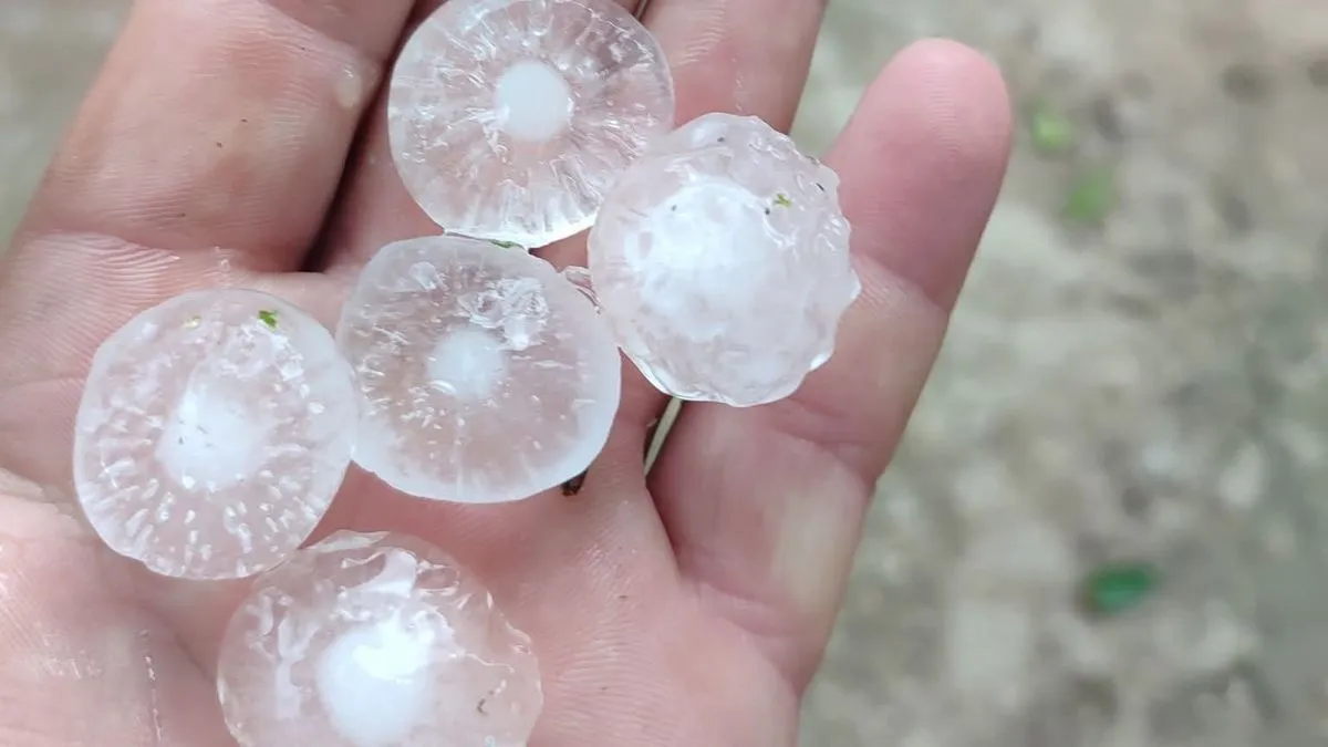 U BiH se sutra se očekuje kiša i pljuskovi praćeni grmljavinom, kao i pojava grada uz osjetan pad temperature vazduha.