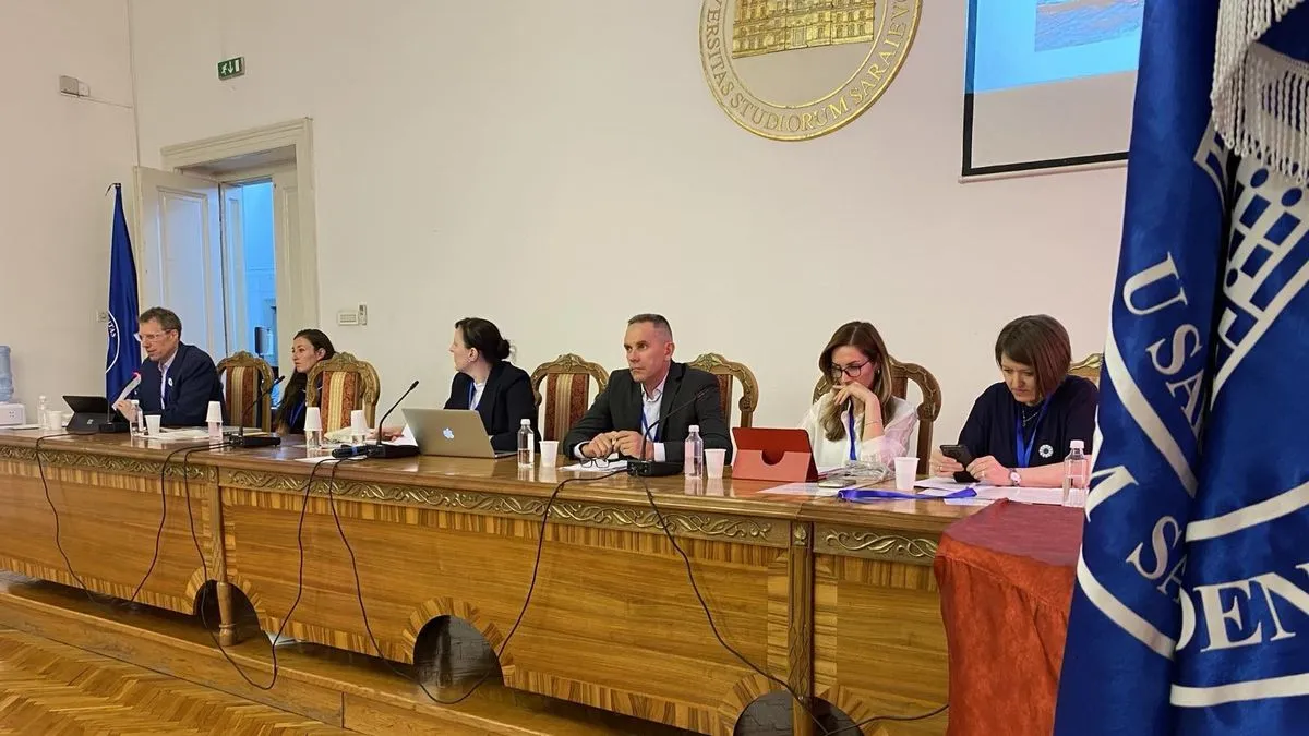 U posljednjih trideset godina zabilježeni su brojni pokušaji priznanja političke odgovornosti Nizozemske u vezi s genocidom u Srebrenici