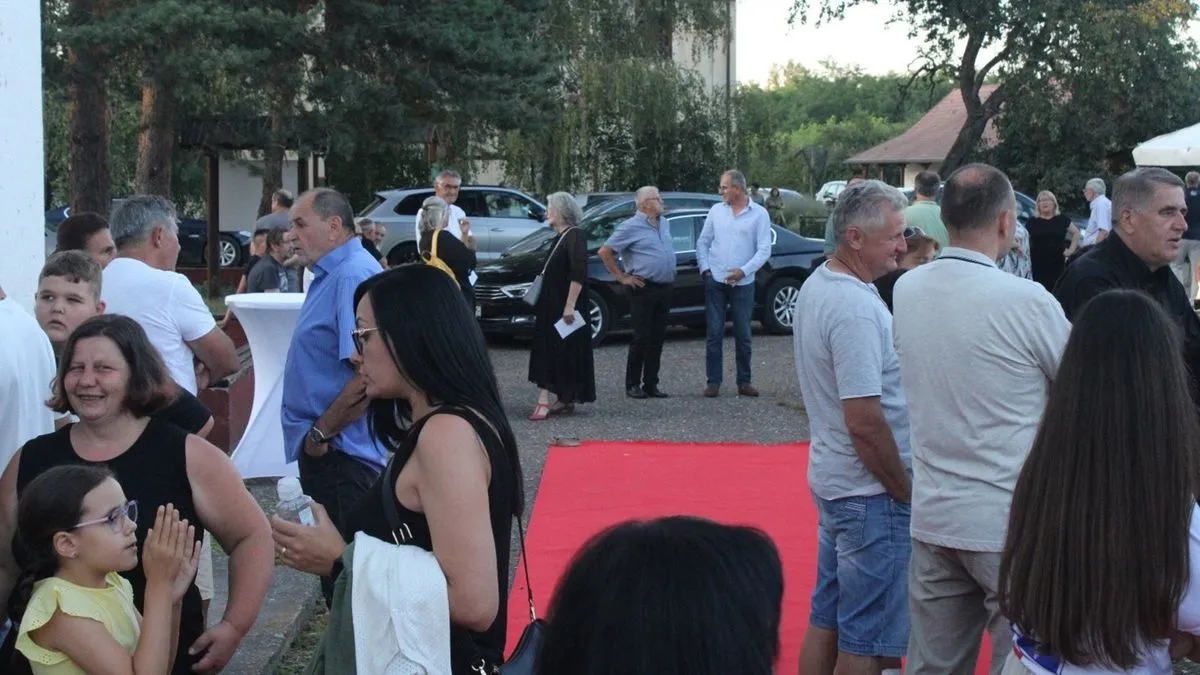 Garevac dobio Otvoreno pozorište: Novi život starog Doma kulture