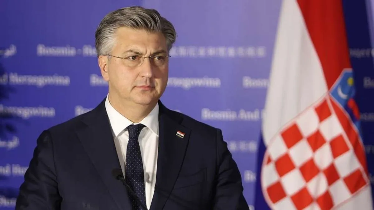 Ponovio je da se nikoga nije procesuiralo ni u prošlosti zbog vikanja "Za dom spremni" na Thompsonovim koncertima