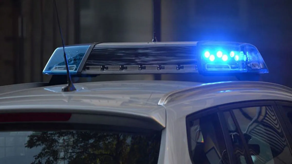 Trenutno je obustavljen saobraćaj, uviđaj je u toku, kazali su nam iz policije