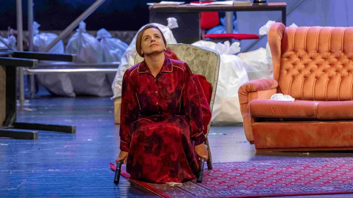 O nagradama je odlučivao tročlani stručni žiri u sastavu: Jasna Diklić, Nataša Gvozdenović i Adis Bakrač.