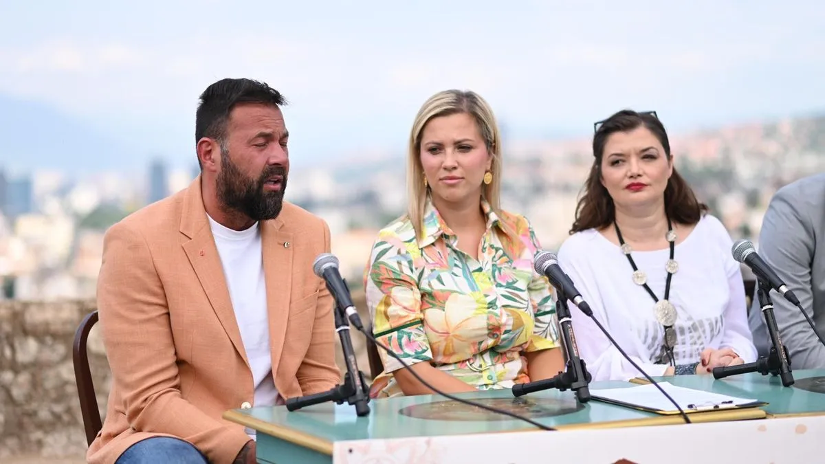 Sagovornici su se složili da sevdah nije samo pjesma, to je emocija, to je osjećanje, to je ono što nas podsjeća ko smo i odakle dolazimo. 