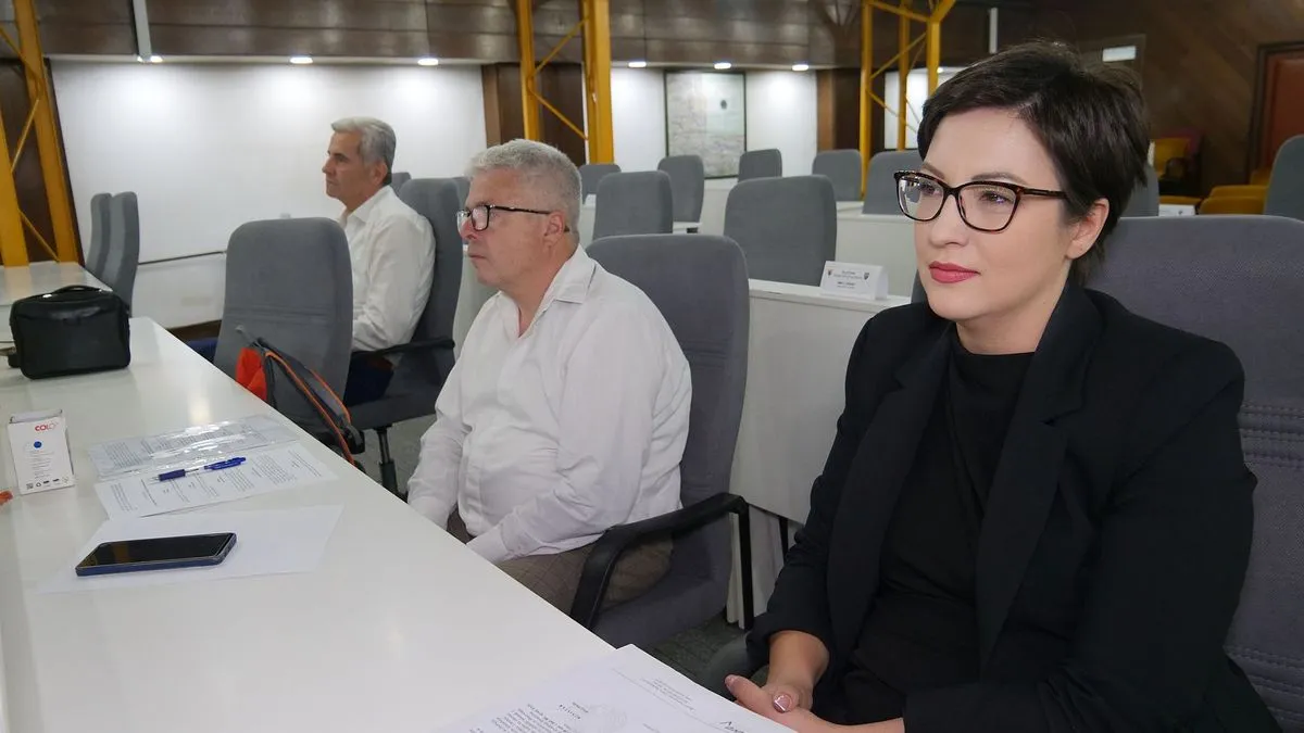 Premijer Nezir Pivić je rekao da je Vlada posvećena rješavanju ovog pitanja, kao i unapređenja materijalnog položaja svih zaposlenih...