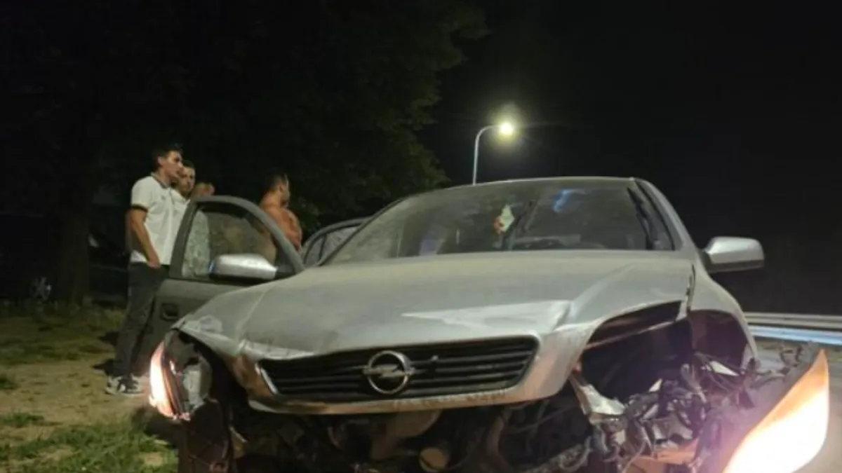  Na mjestu događaja su osim vatrogasaca intervenisali i pripadnici hitne pomoći te policija koja je obavila uviđaj i dalje istražuje okolnosti nesreće