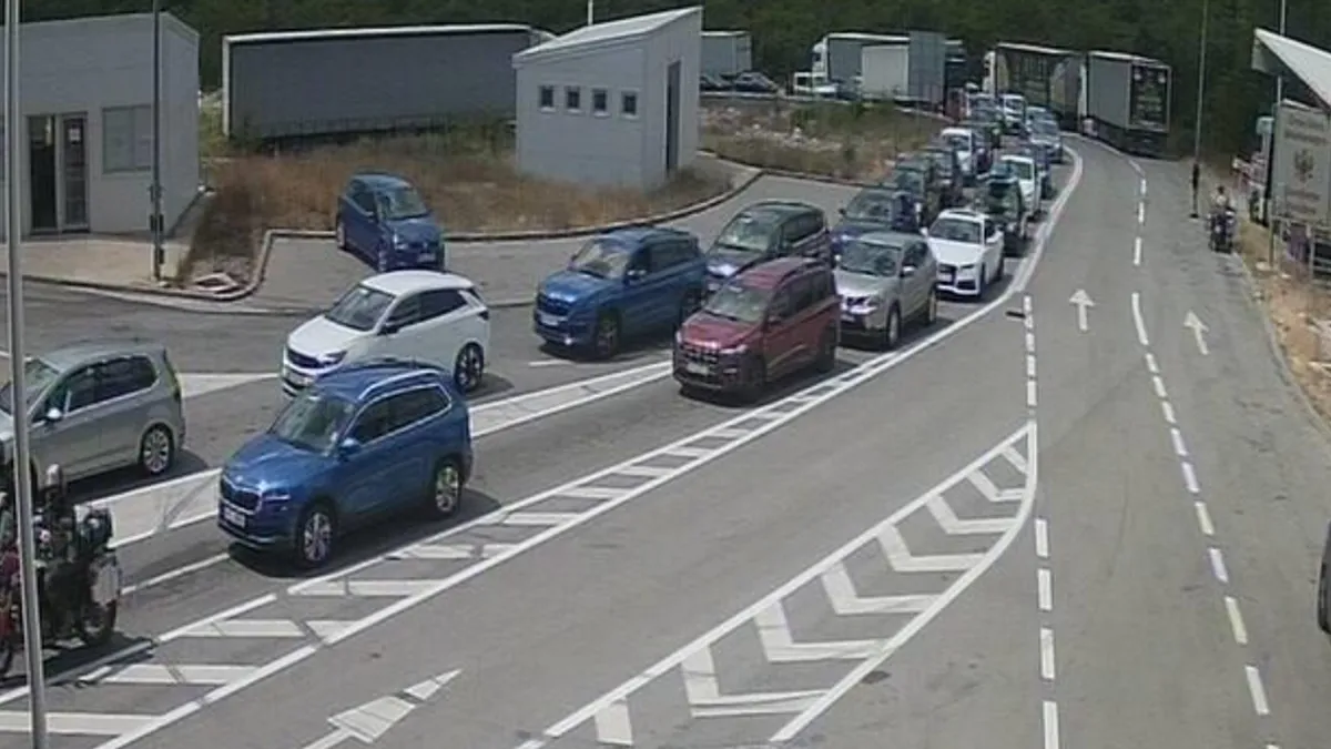 Gužve na ulazu u Konjic, ali i u Mostaru, duge kolone vozila na graničnim prijelazima