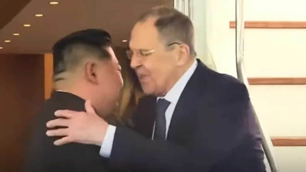 Ruski mediji su objavili da je Lavrov tokom susreta s Kimom opisao veze dviju zemalja kao "nepobjedivo boračko bratstvo"