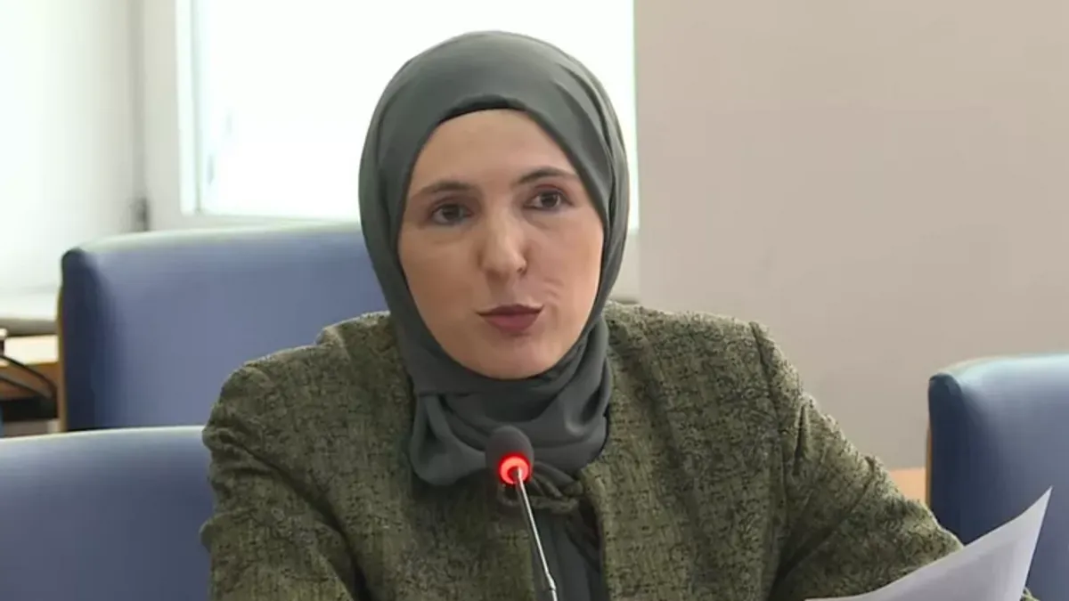 Bandić: Treba prestati sa pritiskom na prosvjetne radnike, neka ministrica radi svoj posao