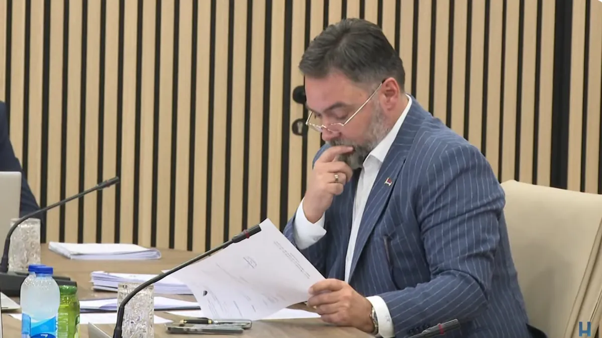 Schmidt je donio odluku da se sredstva isplate od akciza iz posebnog budžeta namijenjenog RS-u