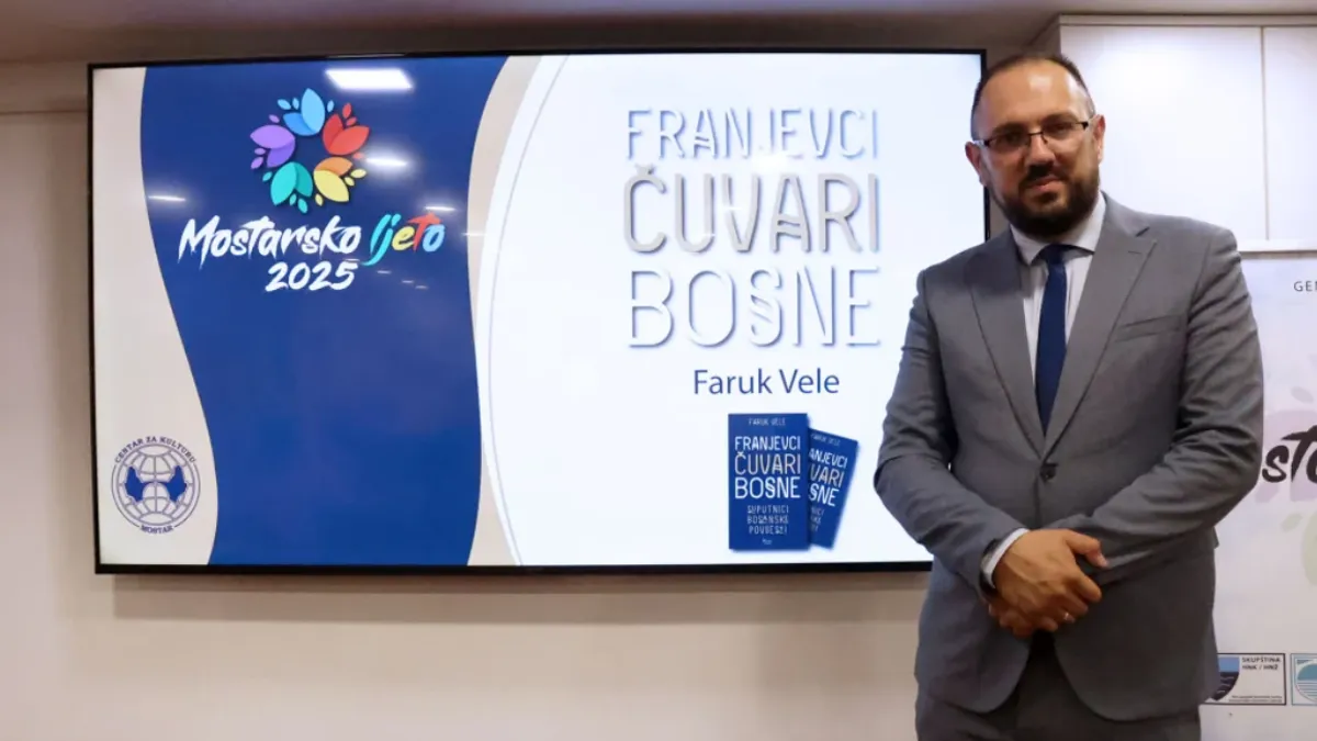 Riječ je o prvoj promociji ovog djela u Mostaru i Hercegovini, a kako je kazao autor, knjiga tematizira povijesnu i suvremenu ulogu franjevačkog reda u Bosni i Hercegovini