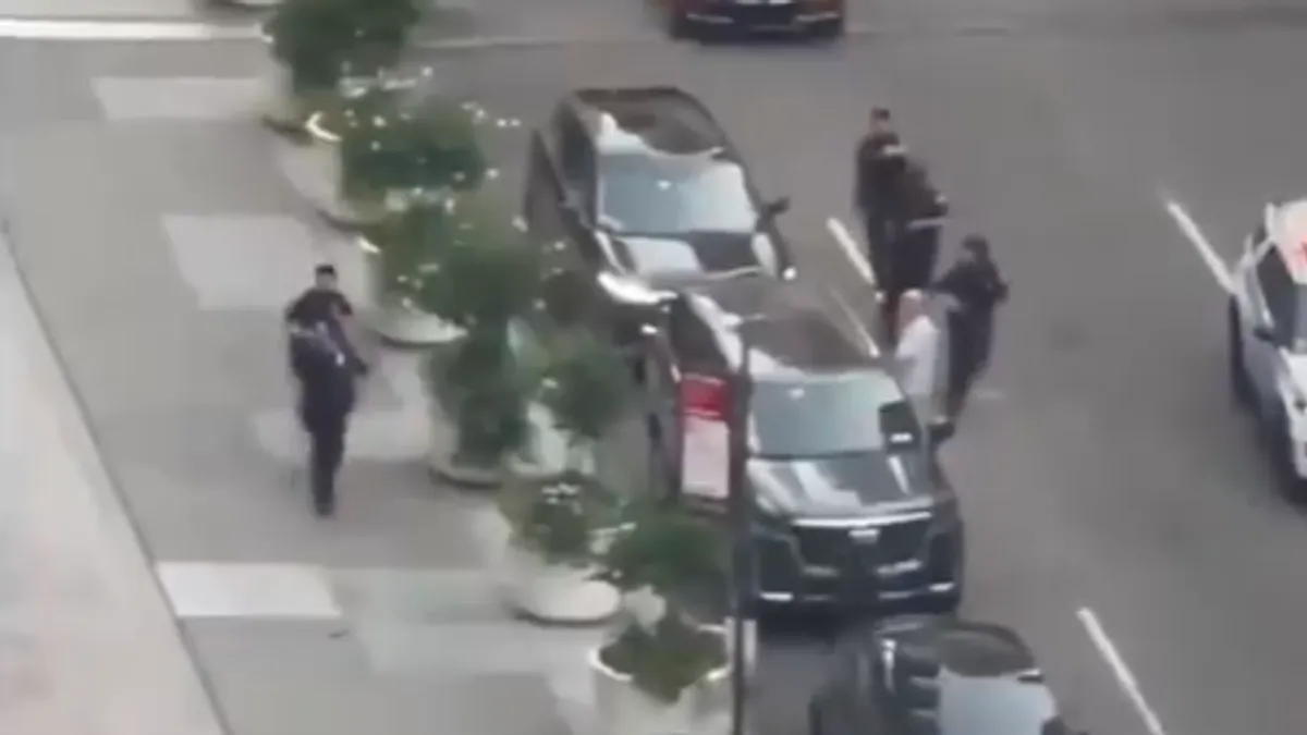 Masovna pucnjava u New Yorku: Upao u zgradu i ubio četiri osobe, među njima je i policajac