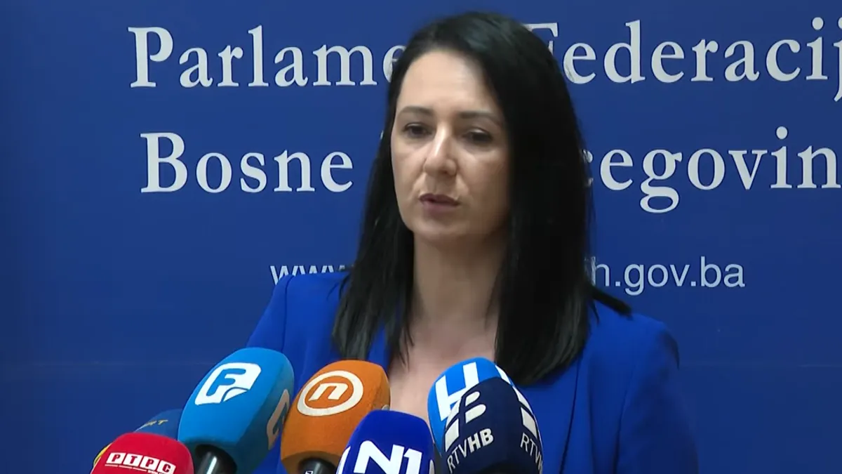 Akušersko nasilje i plaćanje poroda mora se zaustaviti! Sada je na potezu ministarstvo