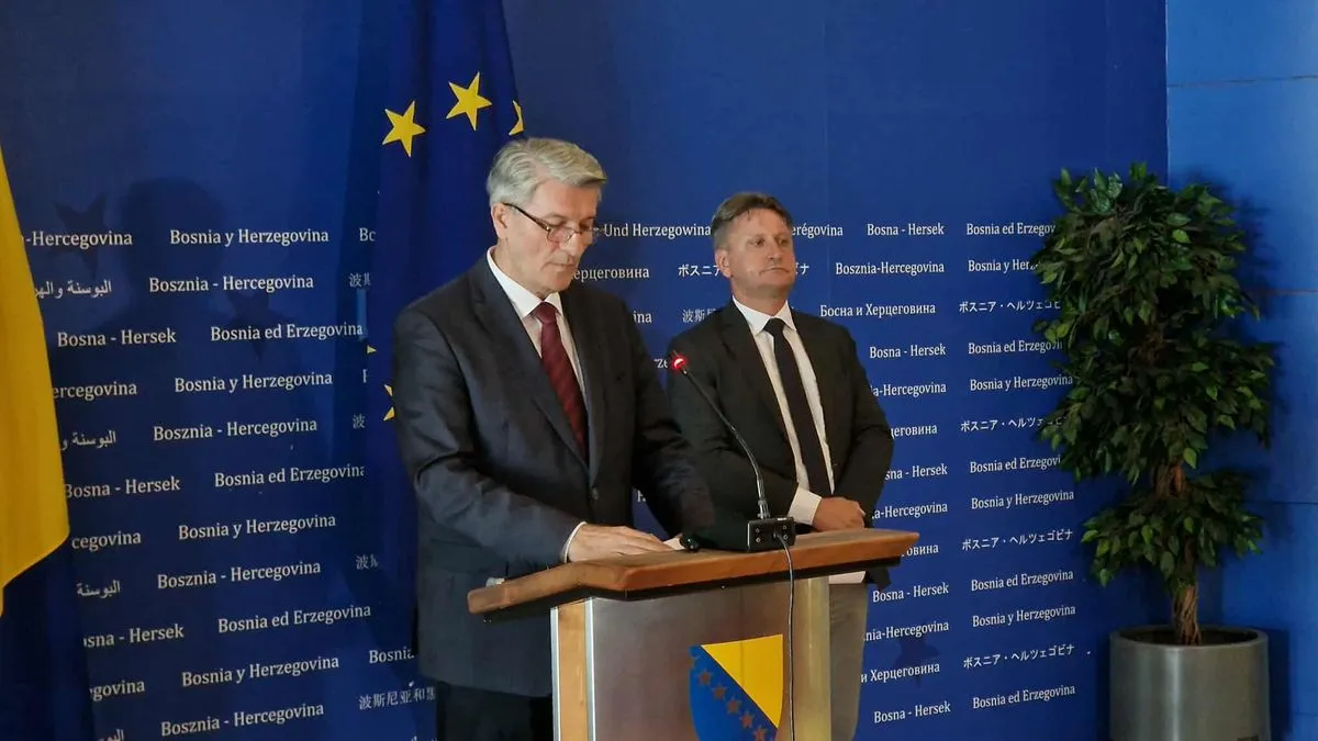 Zastupnici u Predstavničkom domu Parlamentarne skupštine BiH Šemsudin Mehmedović i Jasmin Emrić održali su press konferenciju.