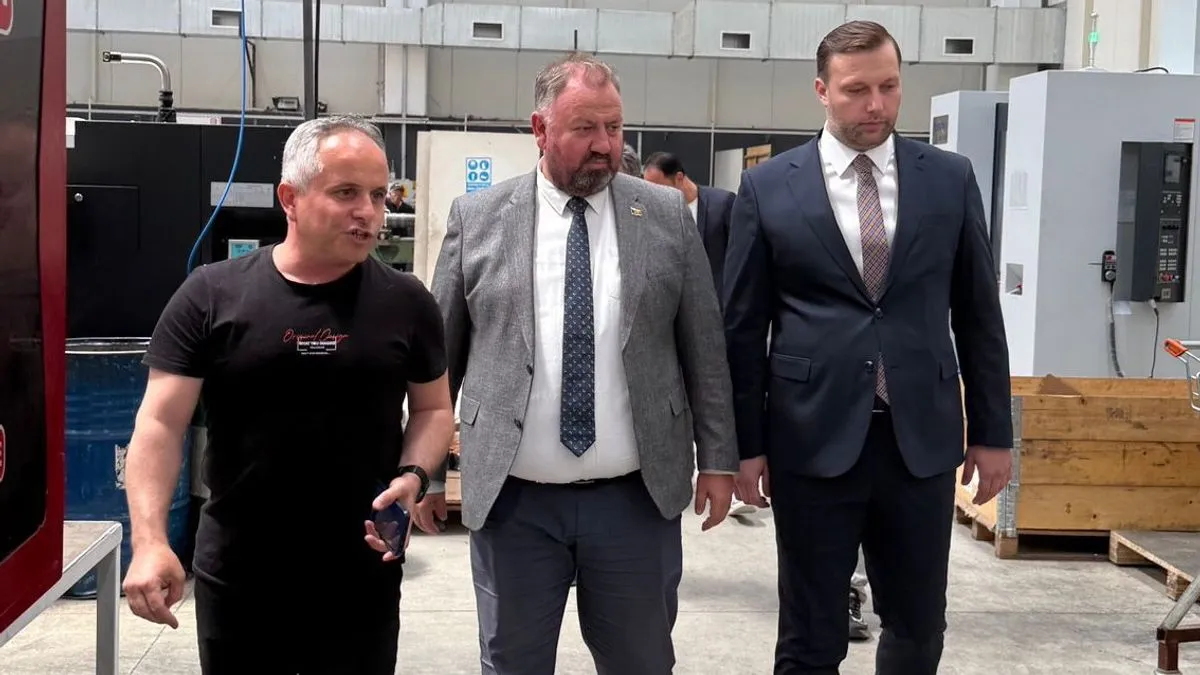 HAGAT Savunma Teknolojileri Bilişim İç ve Dış Ticaret Anonim Şirketi (“HAGAT”) je jedna od firmi namjenske industrije Republike Turske.