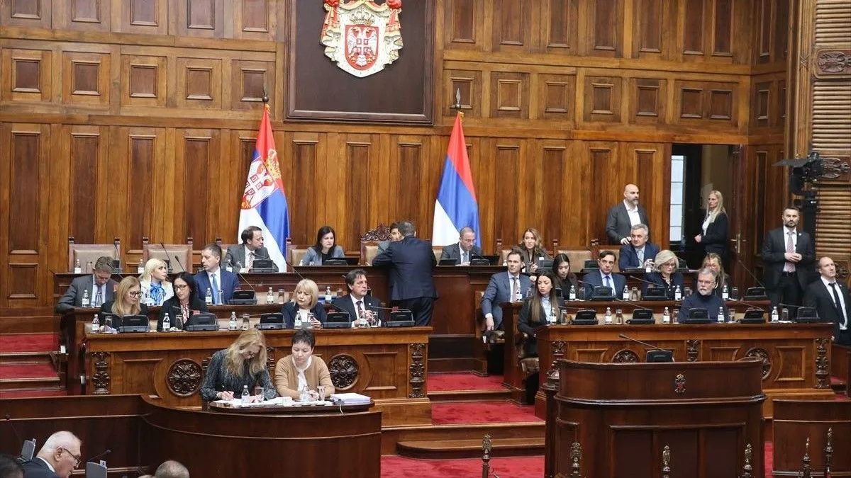 Jasno i nedvosmisleno pozivamo Narodnu skupštinu i sve poslanike da pokažu moralnu odgovornost, historijsku zrelost i evropsku orijentaciju i opredijeljenost istini