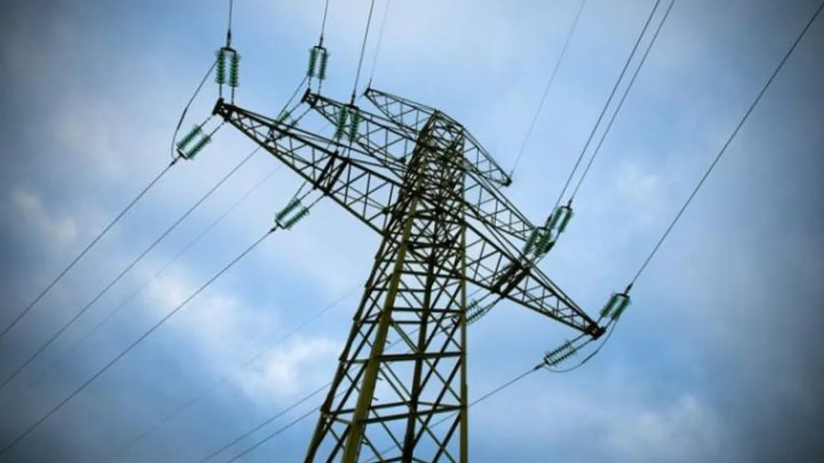 Visoki računi za struju posljedica su dodatnih taksi, poreza i naknada za prijenos, što najviše opterećuje industriju, ali i cijelu ekonomiju.