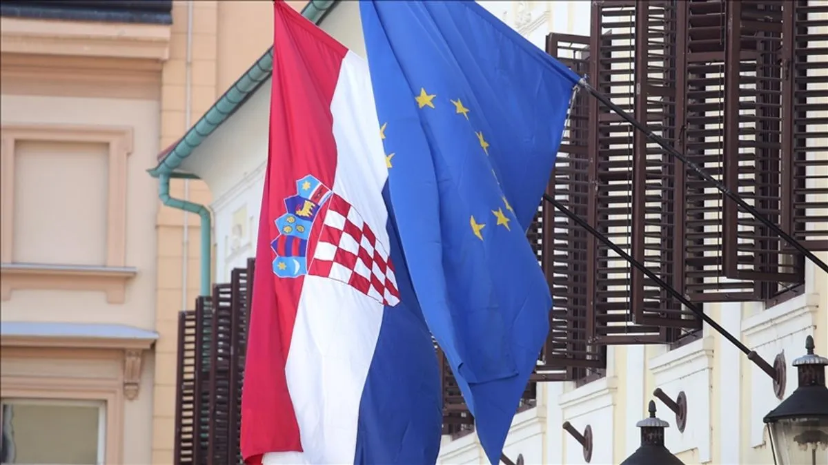 Naglasili su da svaka država ima pravo izdavati preporuke svojim državljanima u vezi s putovanjima u inostranstvo u skladu s vlastitim procjenama
