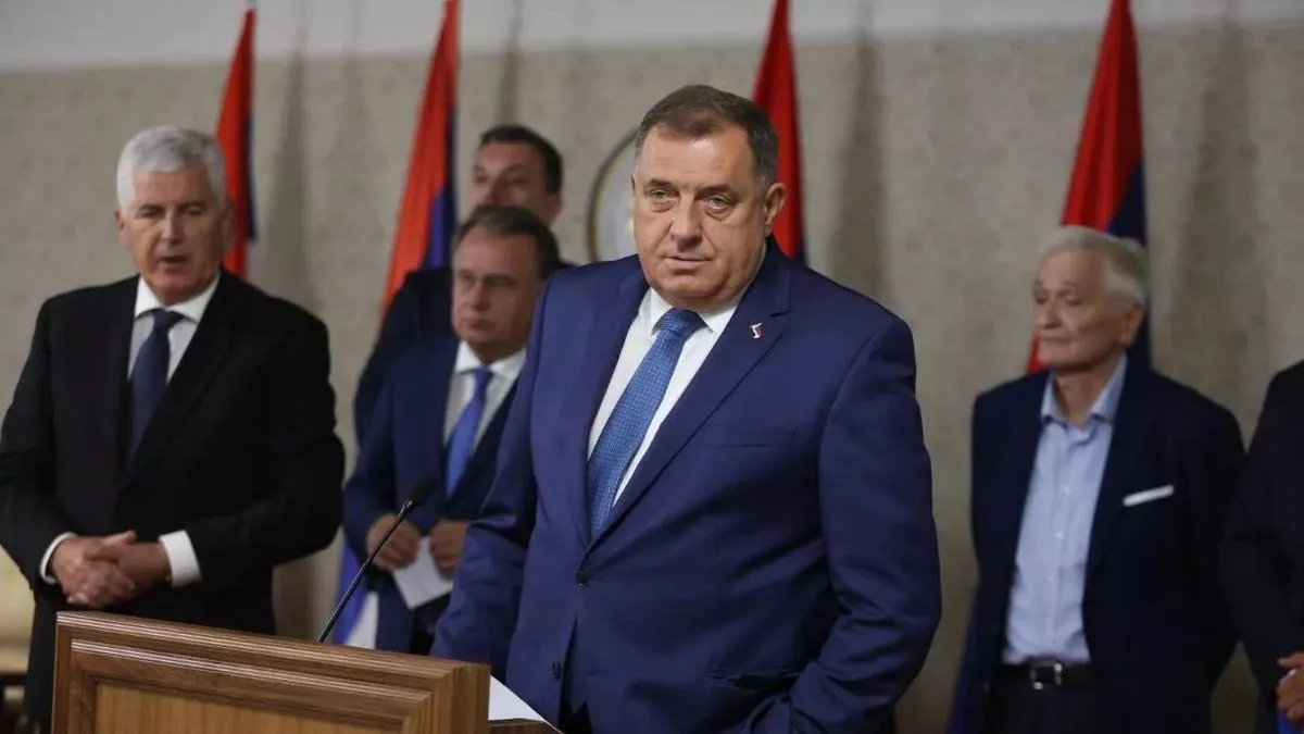 Tužiteljica koja je 'pomilovala' Dodika primila medalju od Vučića: Pamti se njena izjava o borcima