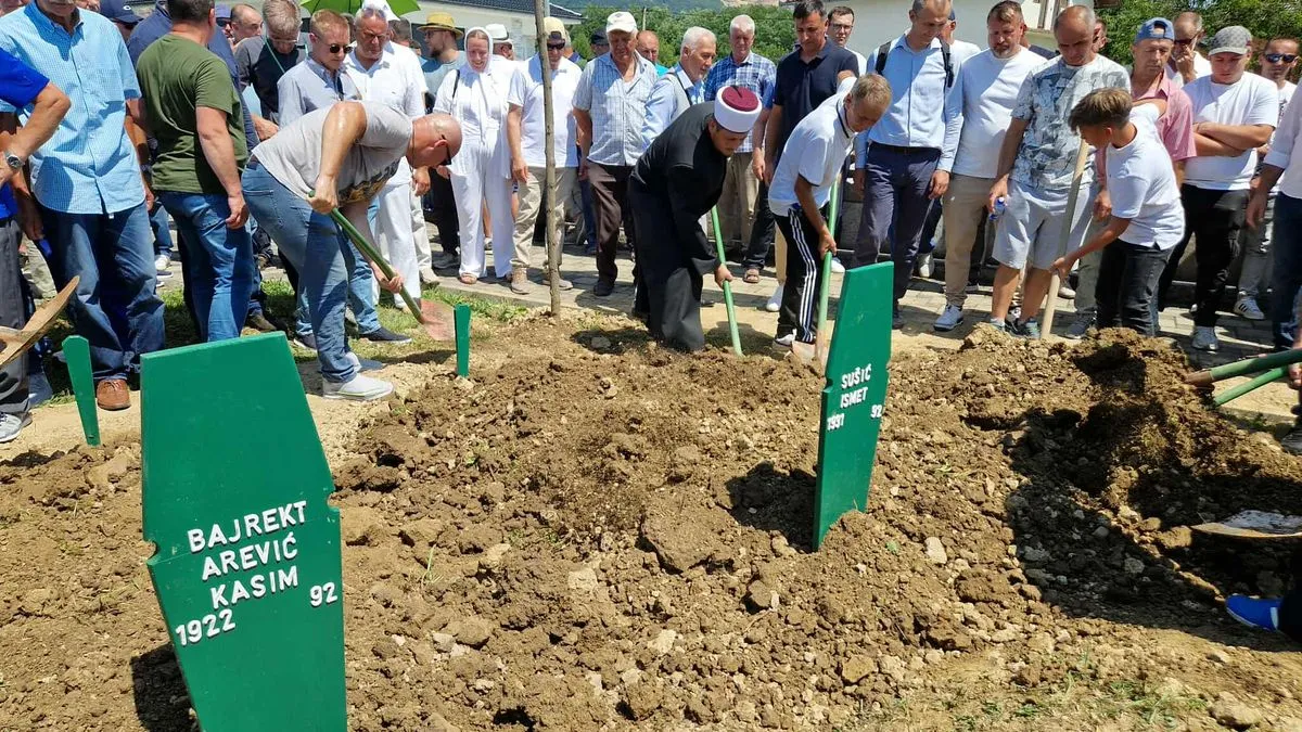 Prijedor plače opet: Sedam tabuta, sedam rana, jedna istina