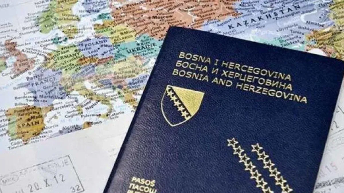 Omerović smatra da bi se olakšalo i ubrzalo kretanje naših građana, "pružajući im dostojanstven i efikasan prolaz kroz granične procedure".