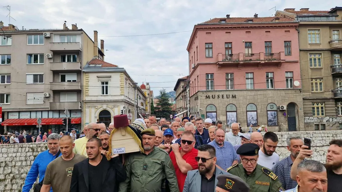 Emin je bio heroj o kojem su cijeli život govorila njegova djela i govorit će generacijama koje dolaze