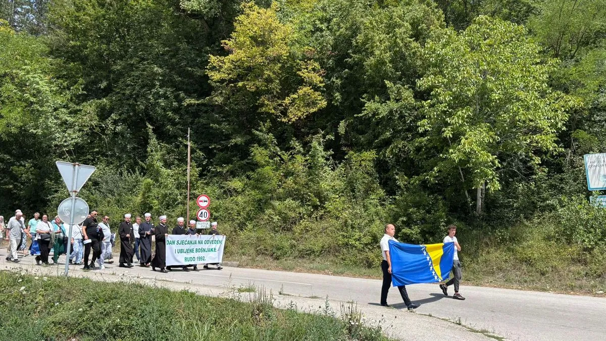 Do sada je identifikovano 46 žrtava, a traga se za još 83                    