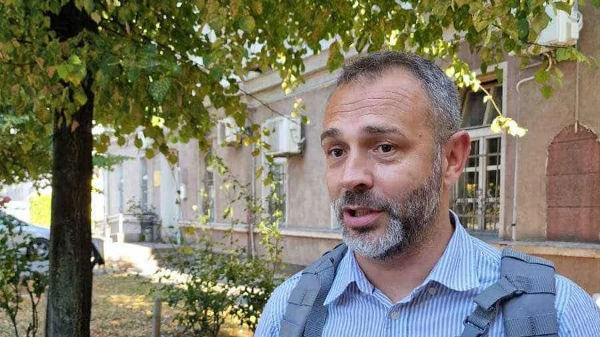 Bit će zadržan 24 sata i u tom zakonskom roku nakon što ga ispita postupajući tužilac i nakon analize prikupljenih dokaza, odlučit će o eventualnom prijedlogu za pritvor 