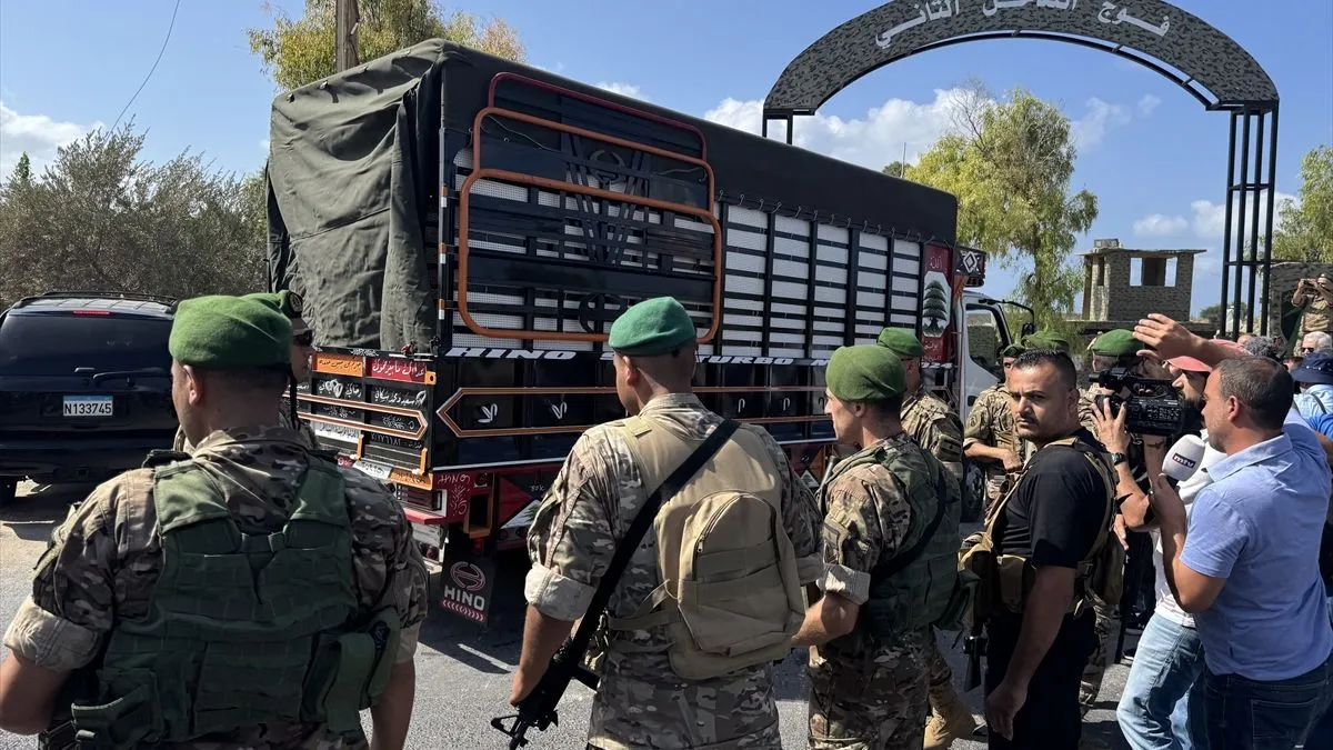Predaja je provedena pod nadzorom libanskih i palestinskih zvaničnika.