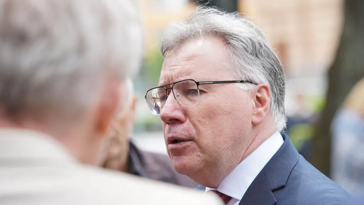 Ruska ambasada u svojim komentarima nije krila prijetnje, što je izazvalo osude.