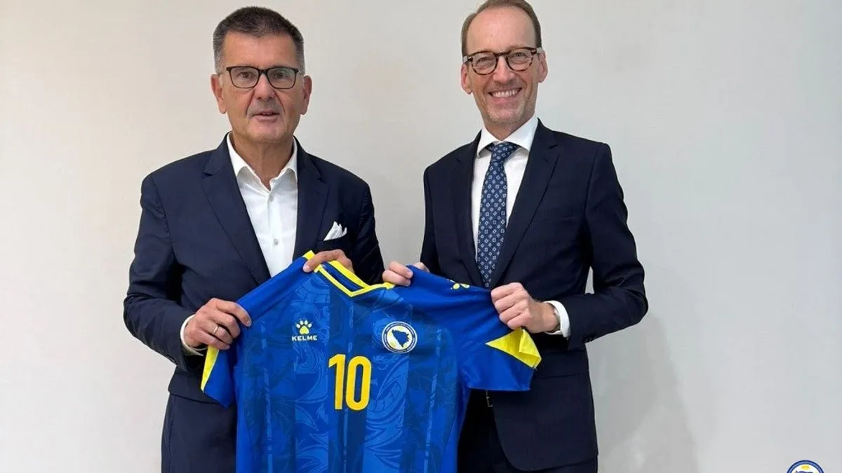 Danas je u posjeti NS/FS BiH boravio H.E. Georg Diwald, ambasador Republike Austrije u Bosni i Hercegovini.