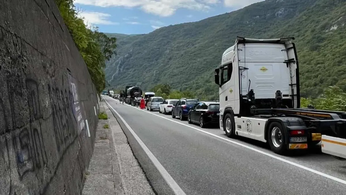 Dženaza će biti obavljena danas u 11 sati, na Gradskom mezarju Vlakovo