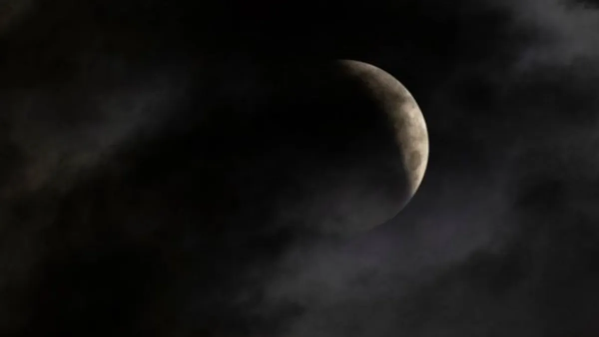 U vremenu kada je sve manje čudnih stvari, rijetki crni Mjesec trebalo bi da se pojavi ovog vikenda. 