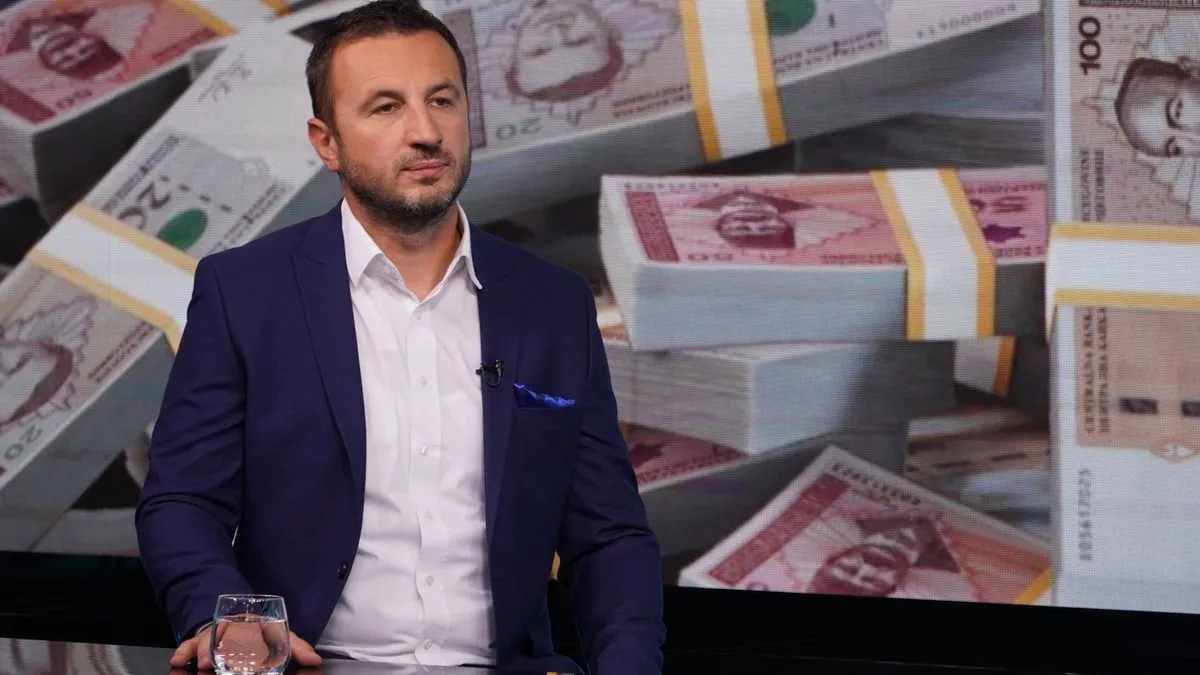 Amidžić bi trebao pitati svog stranačkog kolegu Tegeltiju, direktora Uprave za indirektno oporezivanje, kada će ispraviti debalans na štetu Bošnjaka u toj instituciji ...