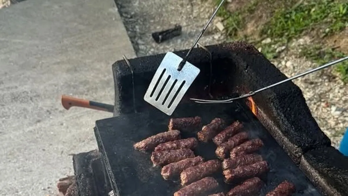 Na svom Instagram profilu Salihamidžić je podijelio trenutke opuštene porodične atmosfere.