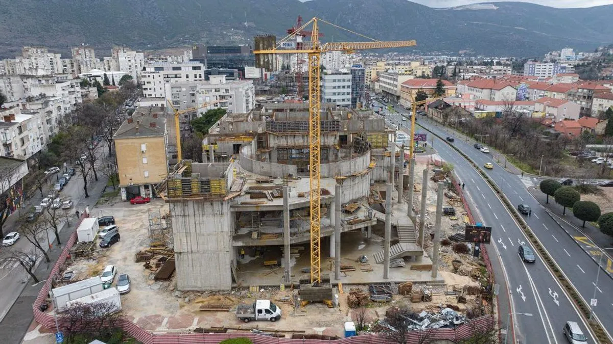 Ovaj slučaj, ističe se u prijavi, predstavlja dugogodišnji simbol pravne neodgovornosti i institucionalne korupcije u Gradu Mostaru 