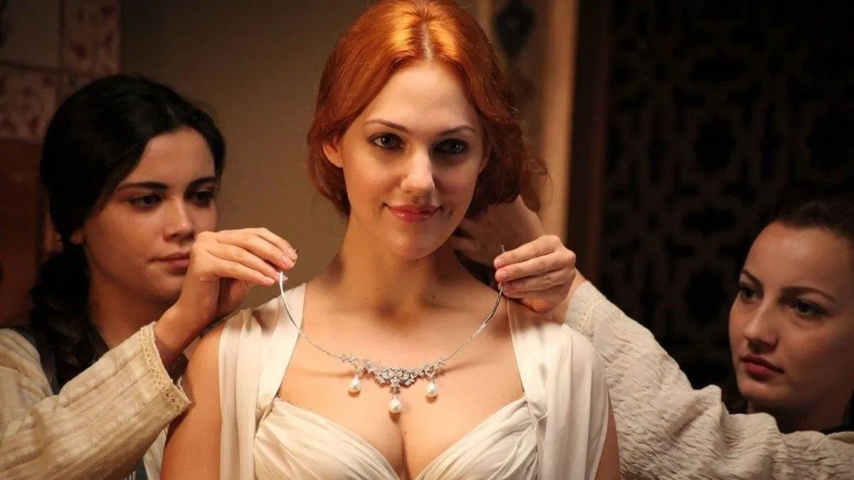 Danas i dalje glumi, a izgleda i da se podvrgnula estetskim zahvatima