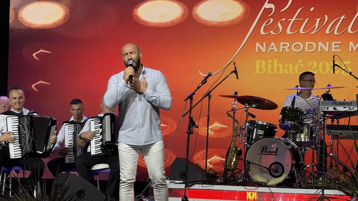 Koncert Šake Polumente oduševio publiku: 'Bihaćki festival' ulazi u svoju završnicu