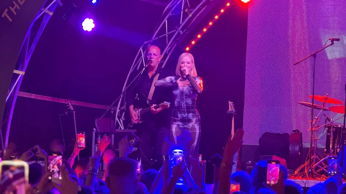 Miljenica svih generacija pjevala je pjesme iz svoje dugogodišnje karijere s grupom Magazin, ali i najveće hitove iz solo karijere.