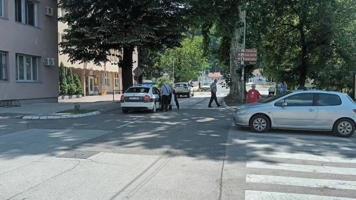 U jučerašnjoj nesreći teškoj je povrijeđen 78-godišnji biciklista.