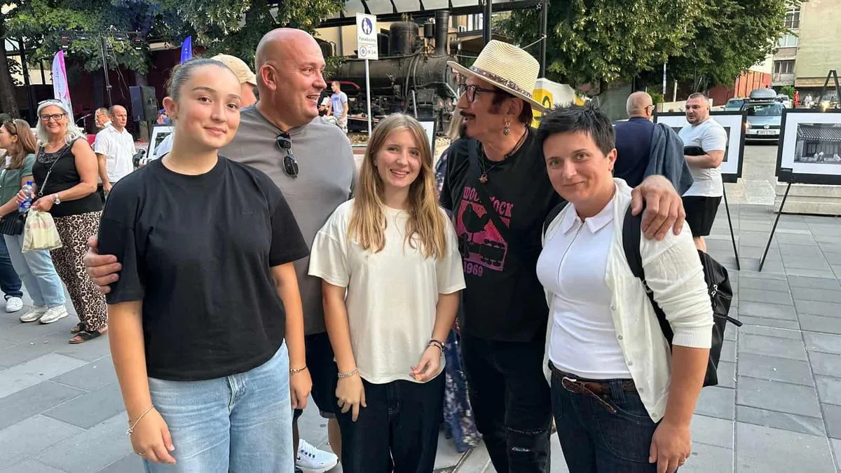 Kada me moj sin Harun počeo ozbiljno ispitivati o Bosni i našoj prošlosti, znao sam da više ne mogu odgovarati bajkama, kazao je Medenčević