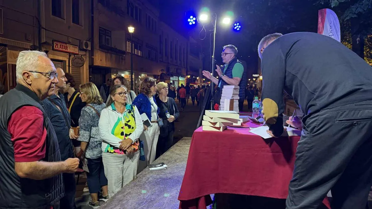 Kada me moj sin Harun počeo ozbiljno ispitivati o Bosni i našoj prošlosti, znao sam da više ne mogu odgovarati bajkama, kazao je Medenčević