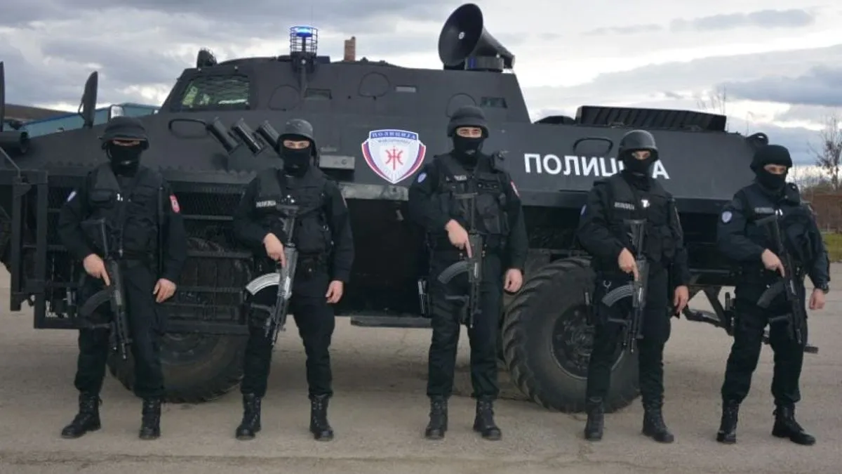 Ova kontradiktorna poruka otvara pitanje: zašto se insistira na militarizaciji i jačanju represivnog aparata u regiji u kojoj nema povećane prijetnje?