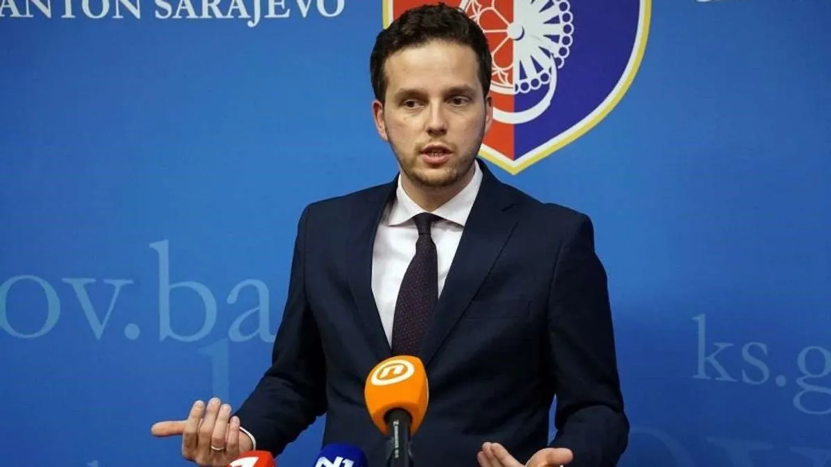 Sindikat državnih službenika traži veću plaću: Vlada KS krši Kolektivni ugovor